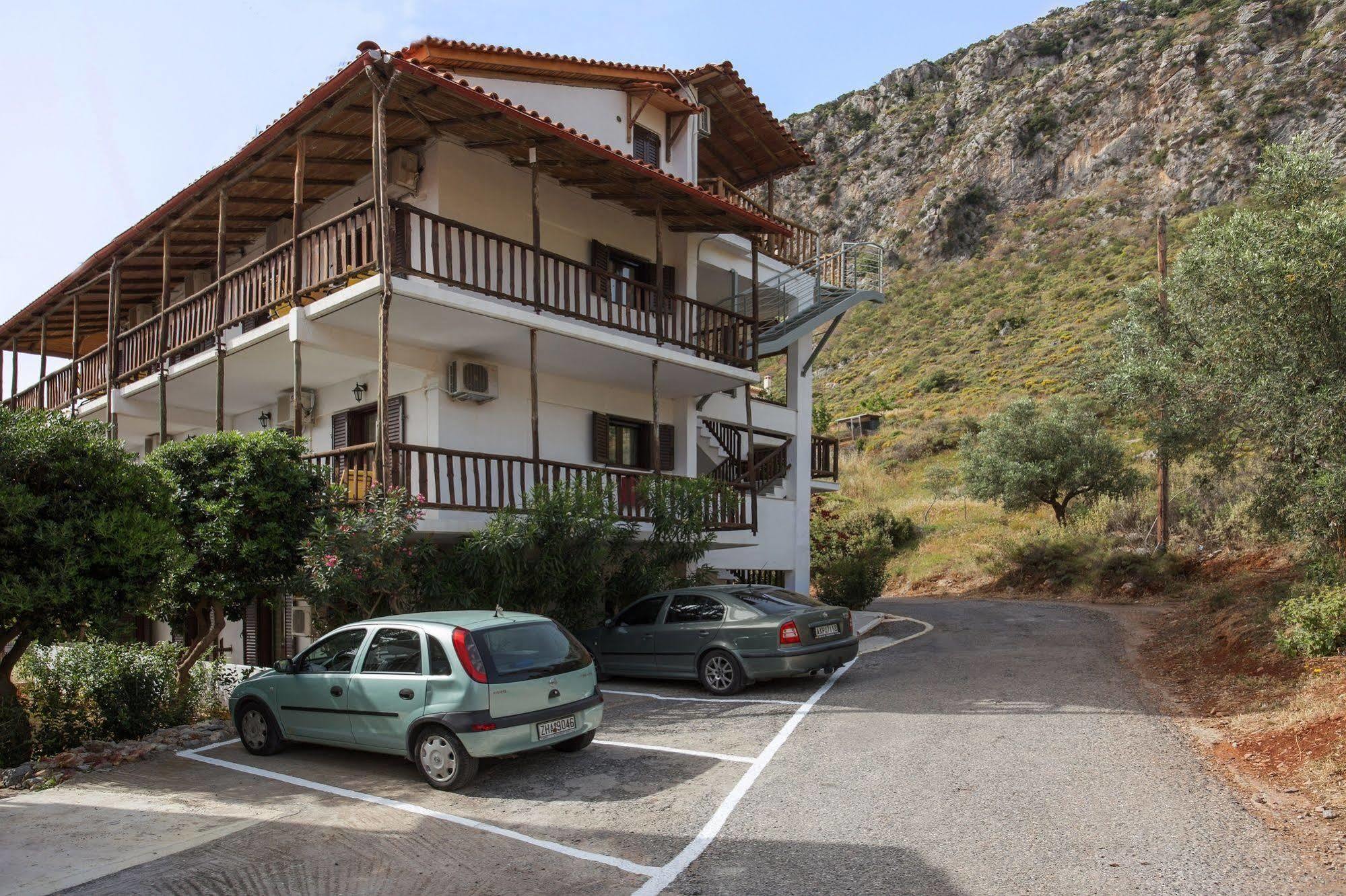 Monemvasia Green Apartments Eksteriør billede