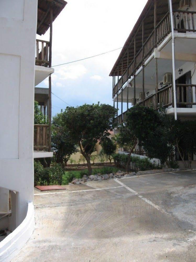Monemvasia Green Apartments Eksteriør billede